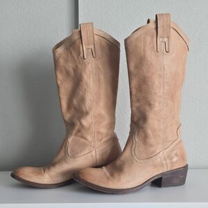FRYE Carson Pull On Boots Wonen's 6.5